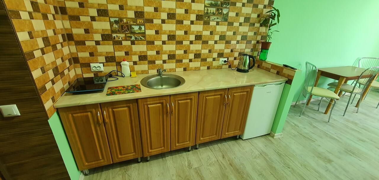 Отель Luxor Inn & Suites Черновцы-7