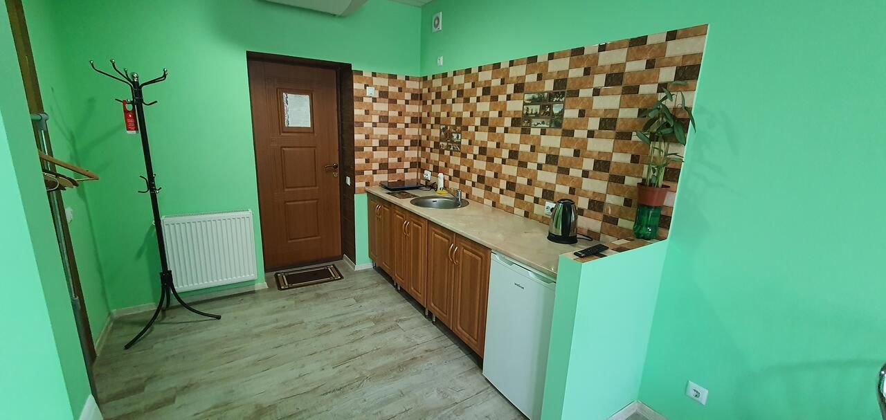 Отель Luxor Inn & Suites Черновцы-8