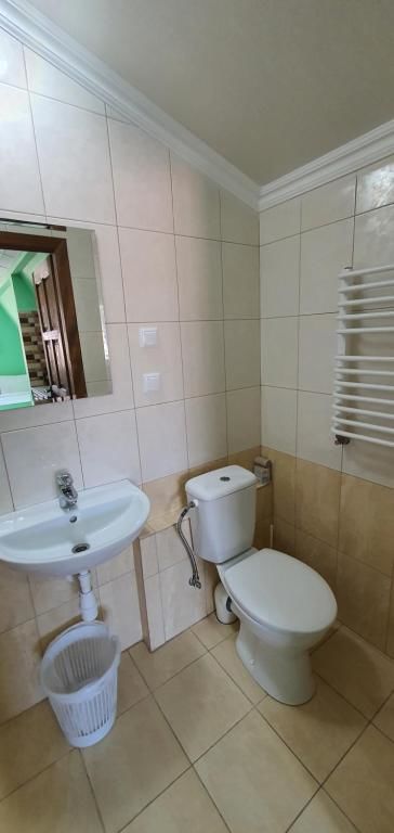 Отель Luxor Inn & Suites Черновцы