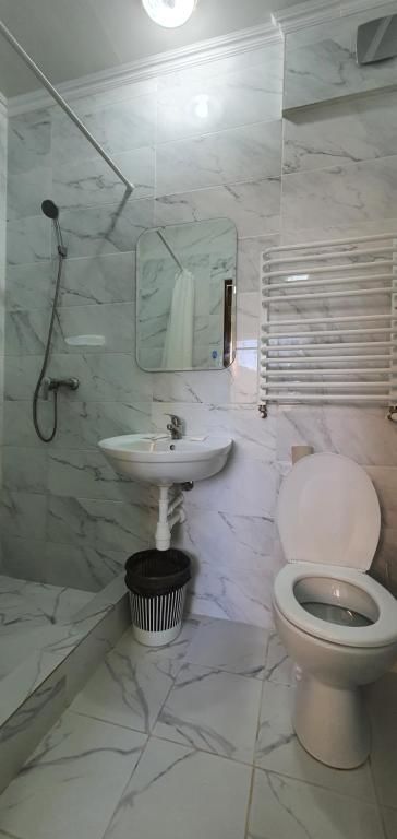 Отель Luxor Inn & Suites Черновцы-78