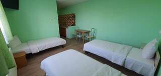 Отель Luxor Inn & Suites Черновцы Улучшенный трехместный номер-6