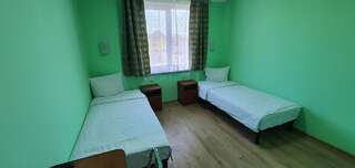 Отель Luxor Inn & Suites Черновцы Двухместный номер с 2 отдельными кроватями-3